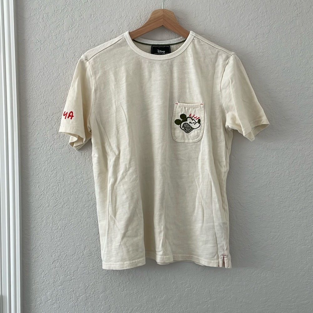 Disney Artist Series Mickey Mouse T-shirt Sz: XS